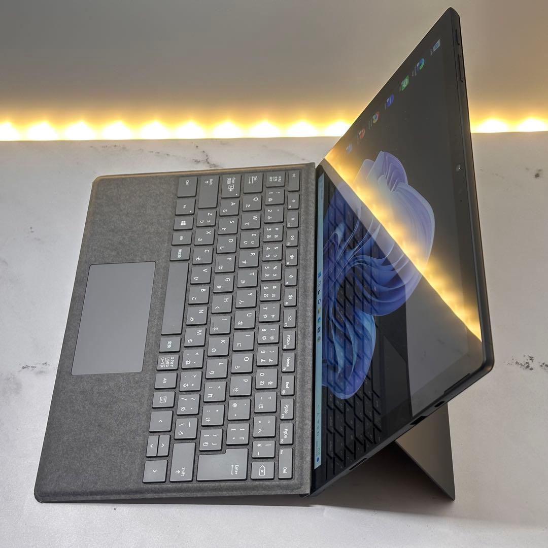 【ブラックモデル】Surface Pro7 Corei5/8/256