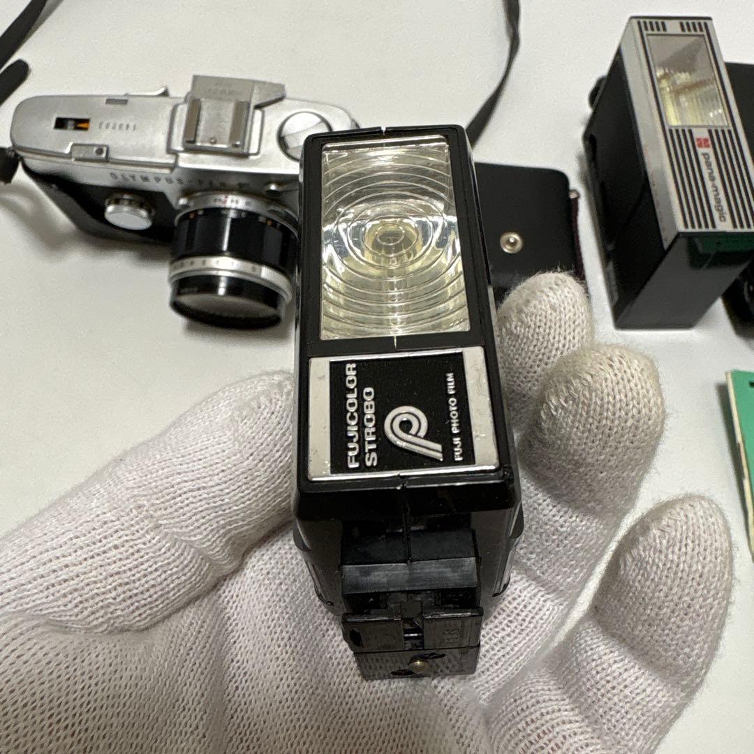 d*7様 Olympus Pen FT /Zuiko 40mm f1.4/ストロ