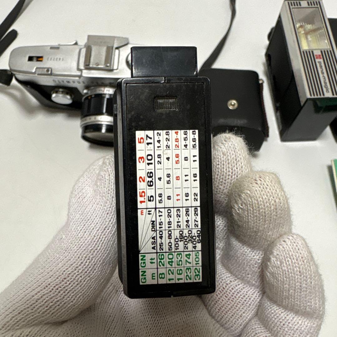 d*7様 Olympus Pen FT /Zuiko 40mm f1.4/ストロ