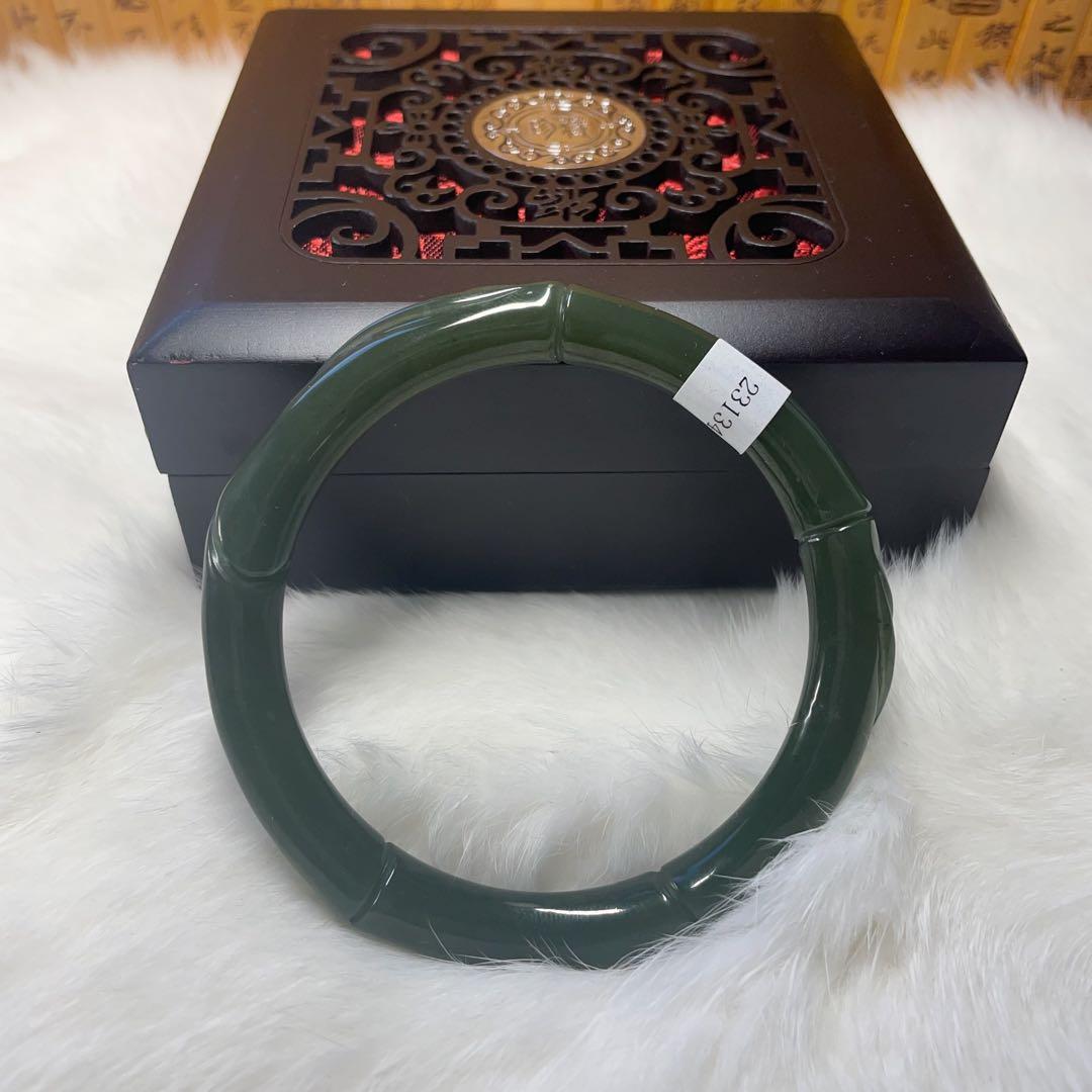 【鑑別書付き】和田玉-満手彫刻竹 青海料青玉 バングル　竹雕刻 59.8mm