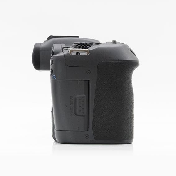 Canon EOS R7 ボディ【美品】ガラス・接点コーティング済み