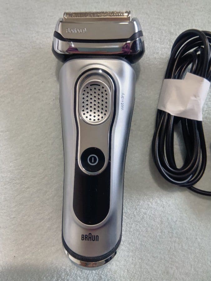 ブラウン最高峰 Series 9 洗浄器対応モデル 新品未使用❣️