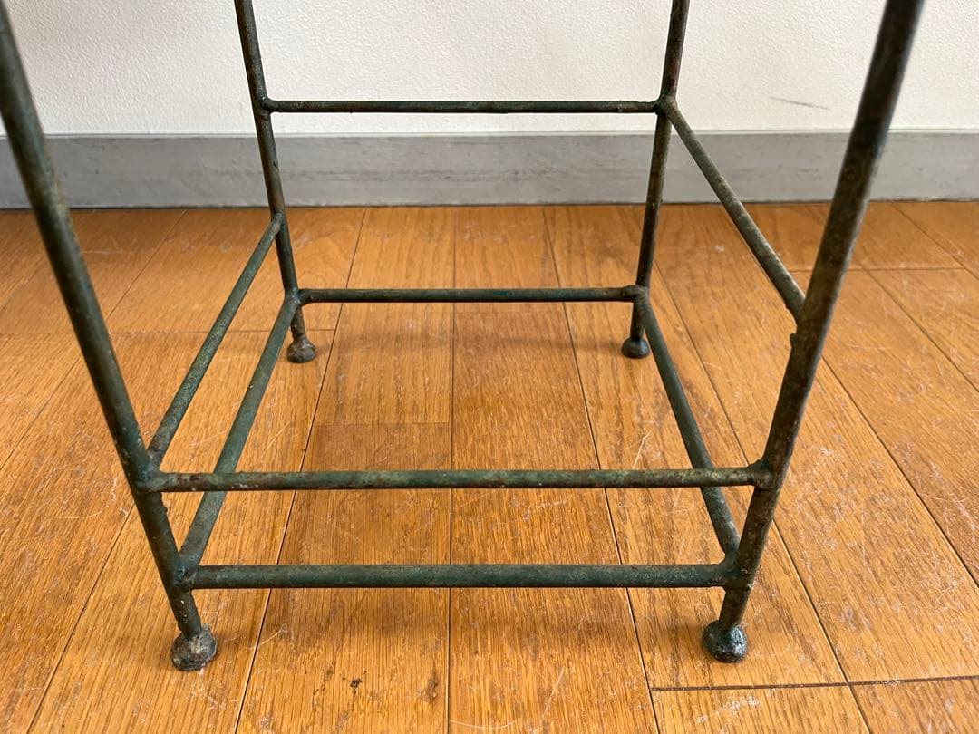 ヴィンテージ　アイアンプランタースタンド　レトロモダン　アンティーク　シャビー￼