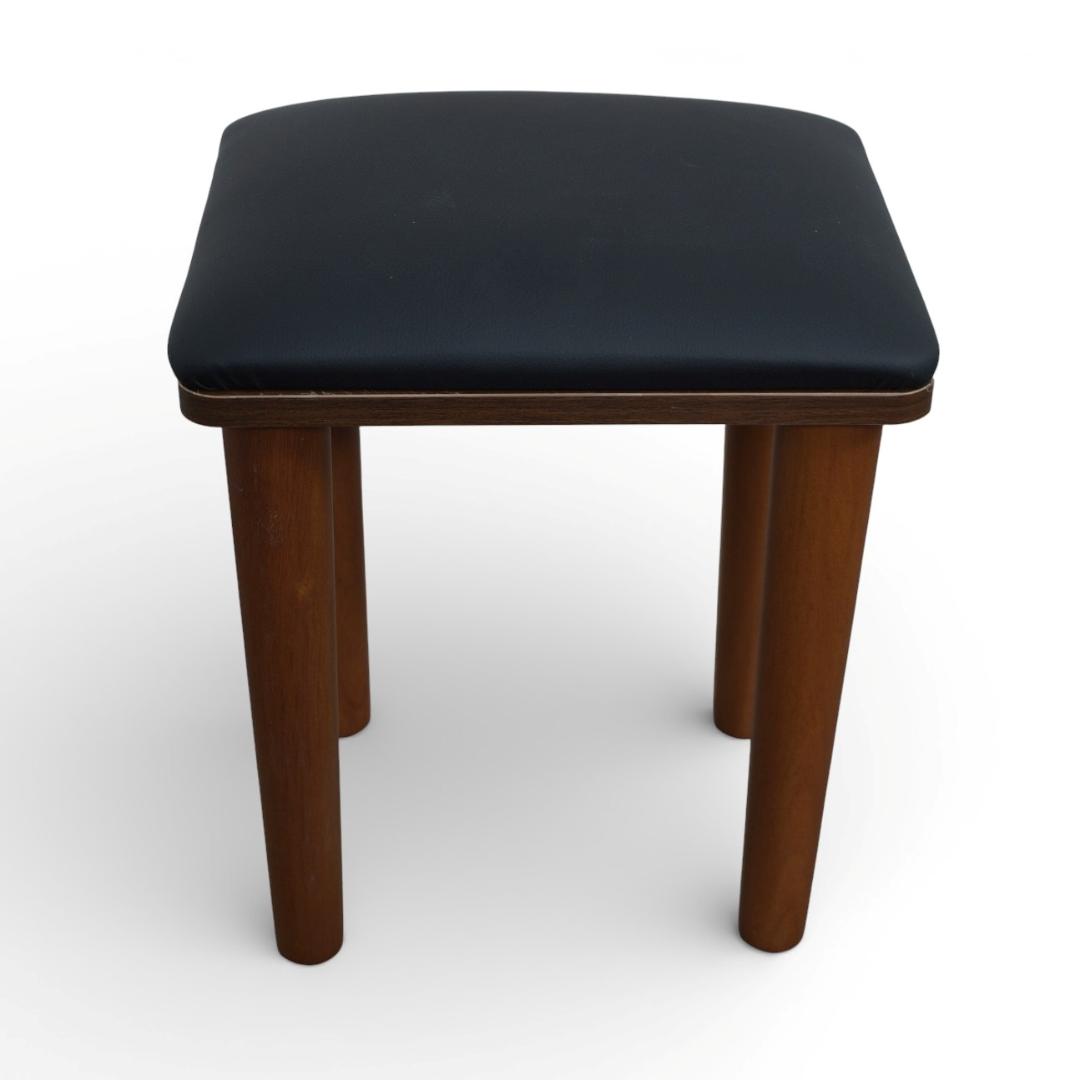 フォロー割◆訳あり◆【新品】北欧風　ドレッサー＆スツールセット　LED女優ライト