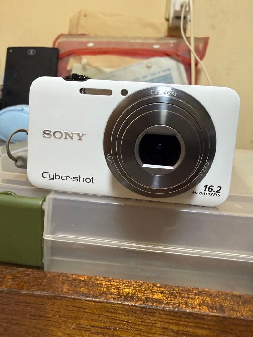 SONY Cyber-shot 16.2メガピクセル ホワイト