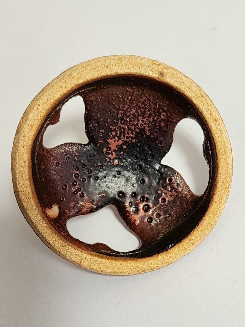 小林武春　赤志野 香炉　共箱/陶歴