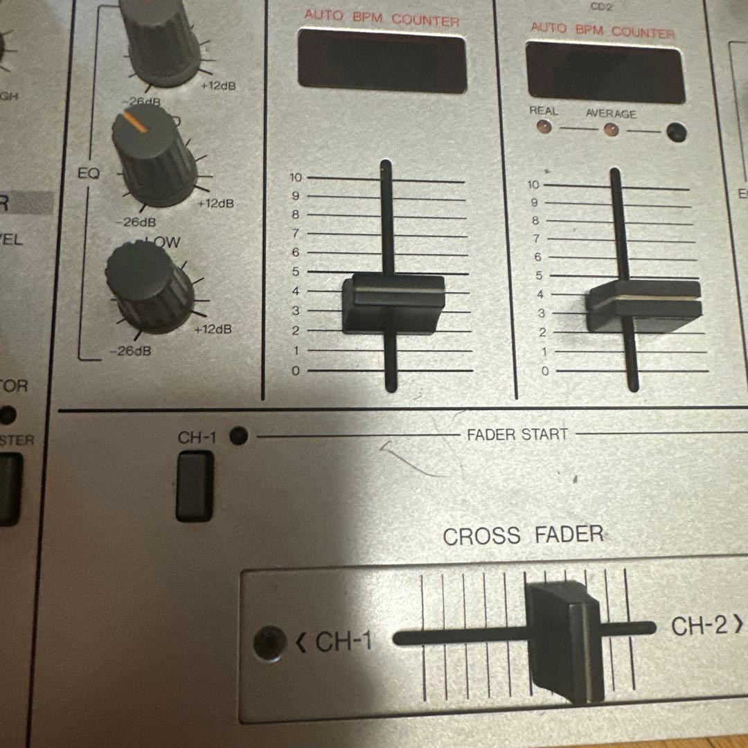 Pioneer DJM-300-Sシルバー 中古