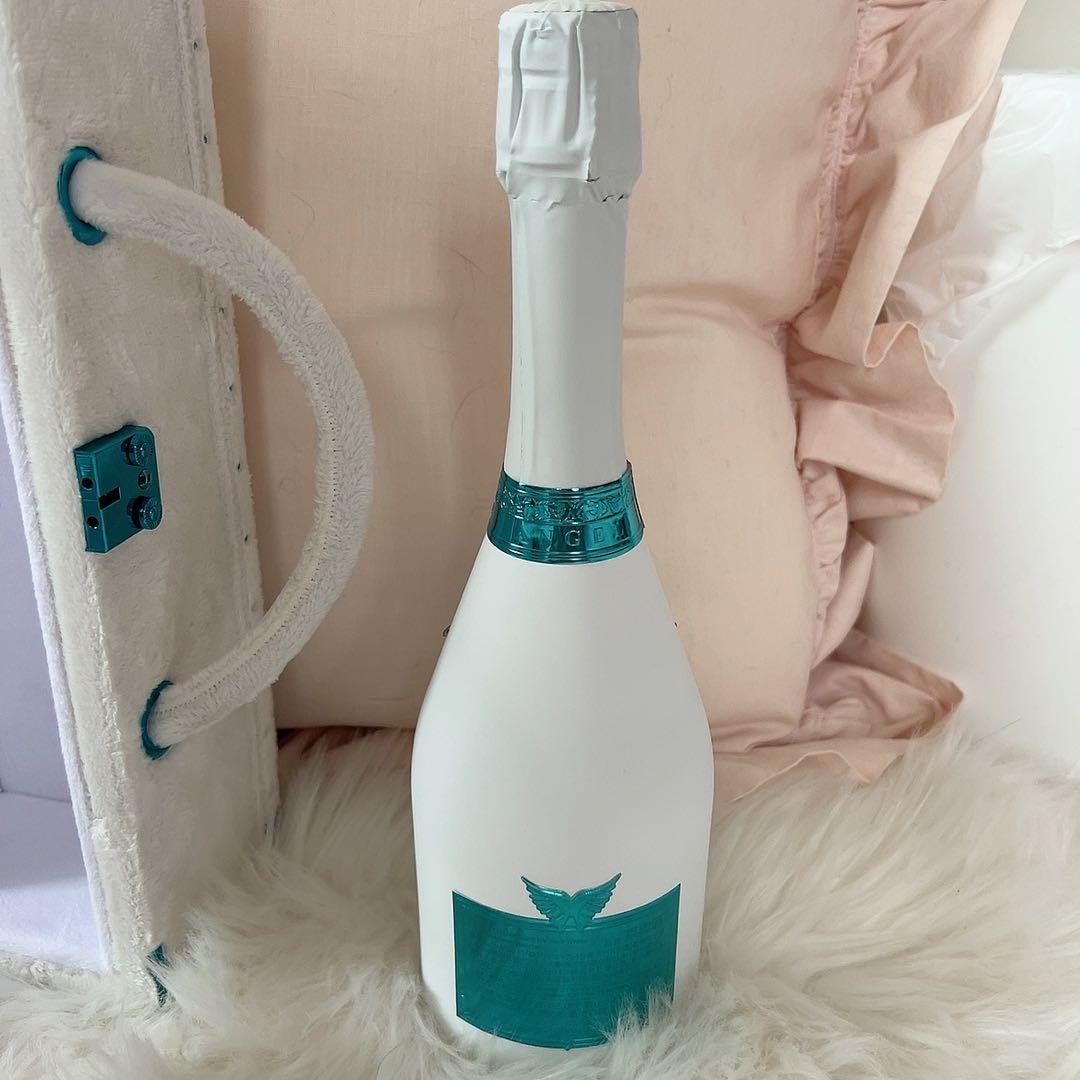 【新品未使用未開封美品】エンジェル シャンパン ドゥミセックロゼ