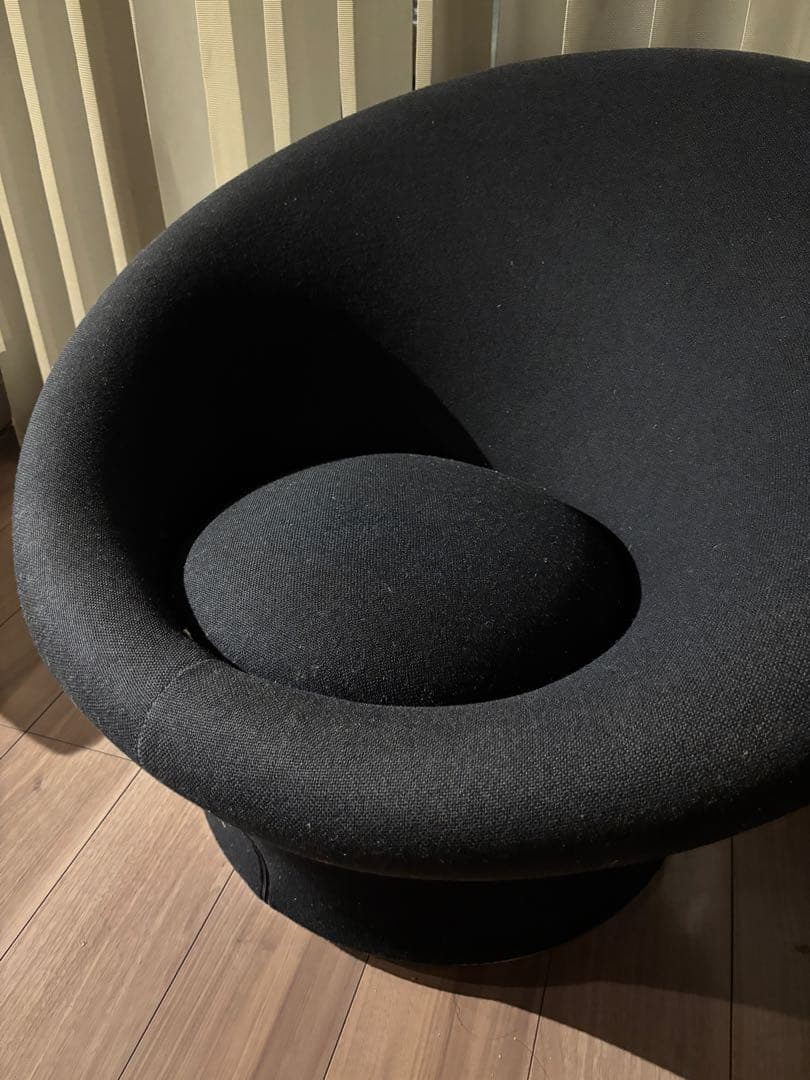 そ*う様 ピエール・ポラン　キノコアームチェア　マッシュルーム【ブラック】