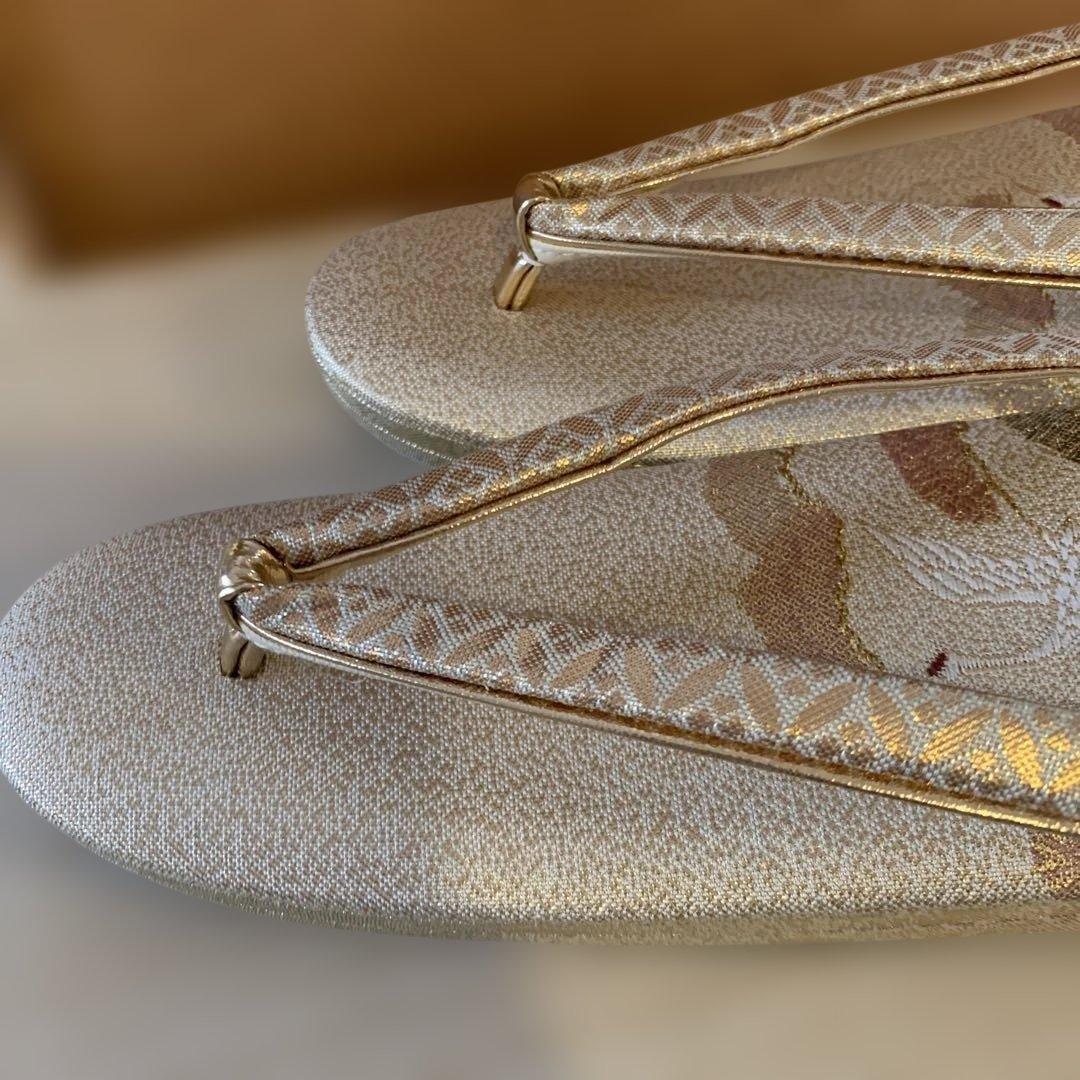 草履と和装用バッグのセット　金　ゴールド　鶴と松　新品未使用