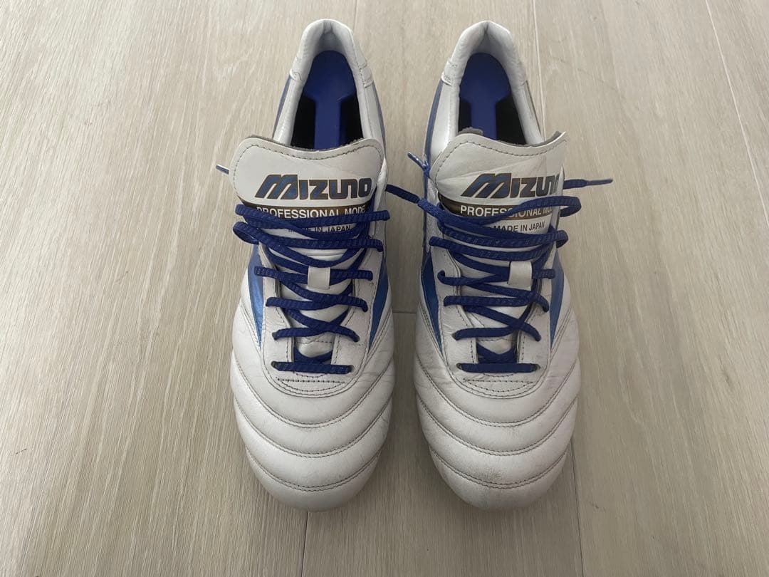 ミズノ　サッカースパイク　28