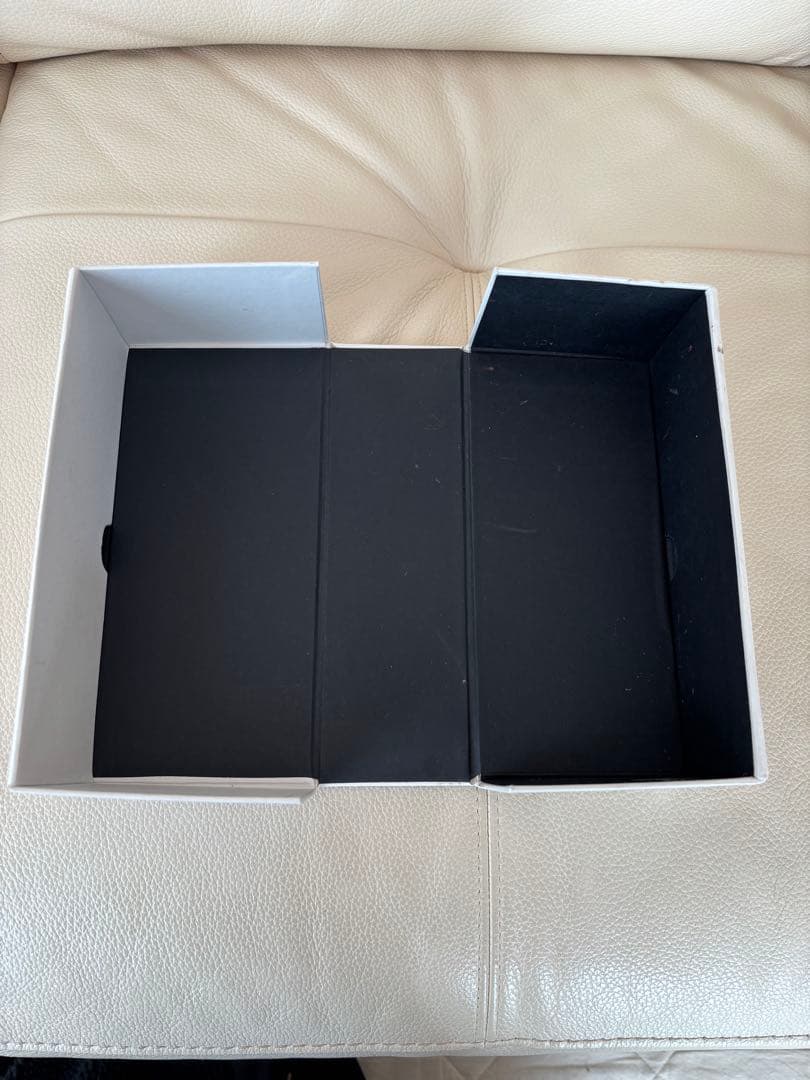 【価格交渉可】LOEWE シリコンケース iPhone14Pro Max