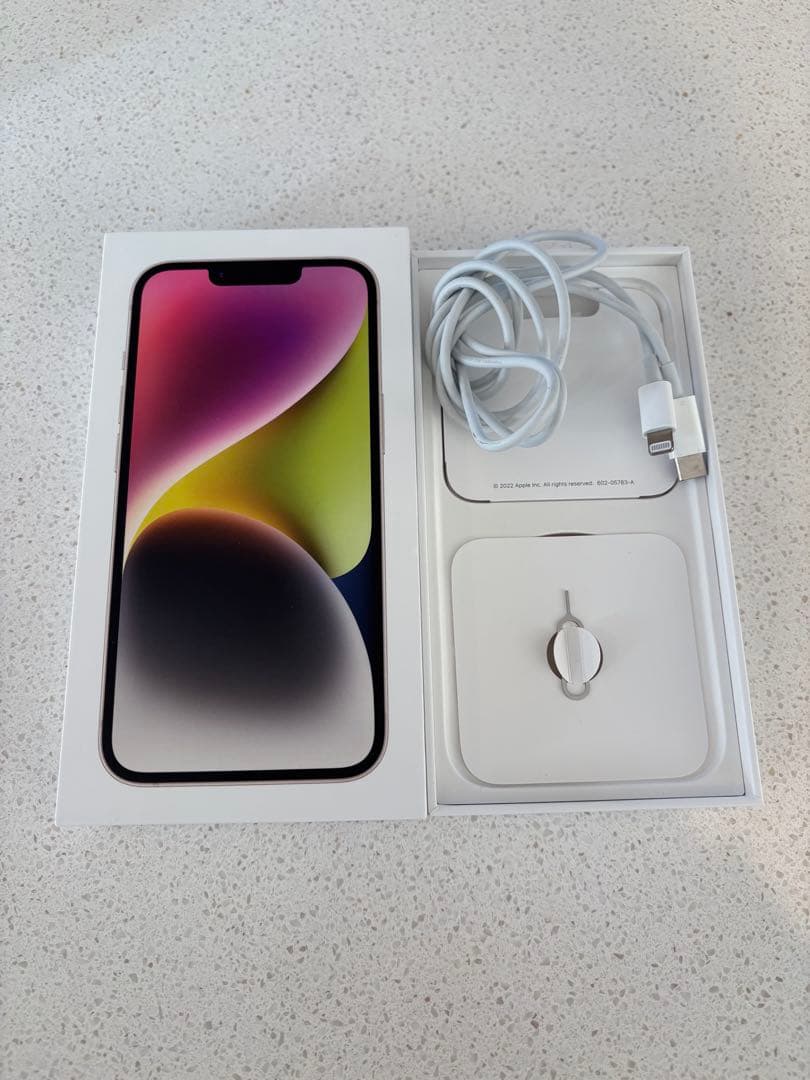 【美品】Apple iPhone 14 スターライト　128GB SIMフリー