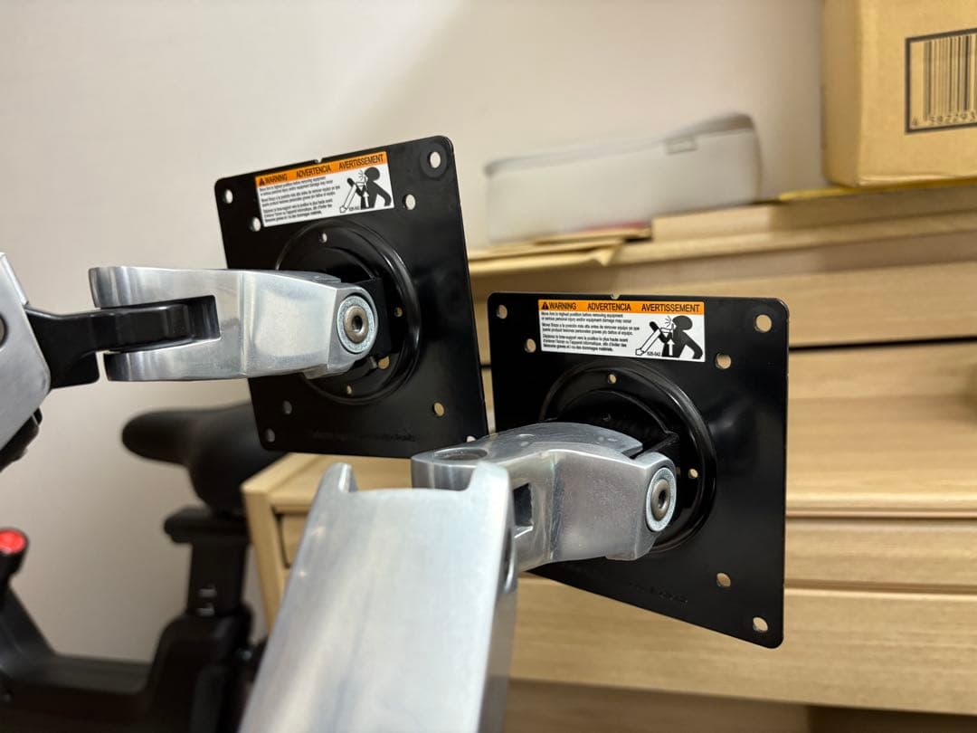 エルゴトロン LXデュアル デスク マウント アーム スタッキング