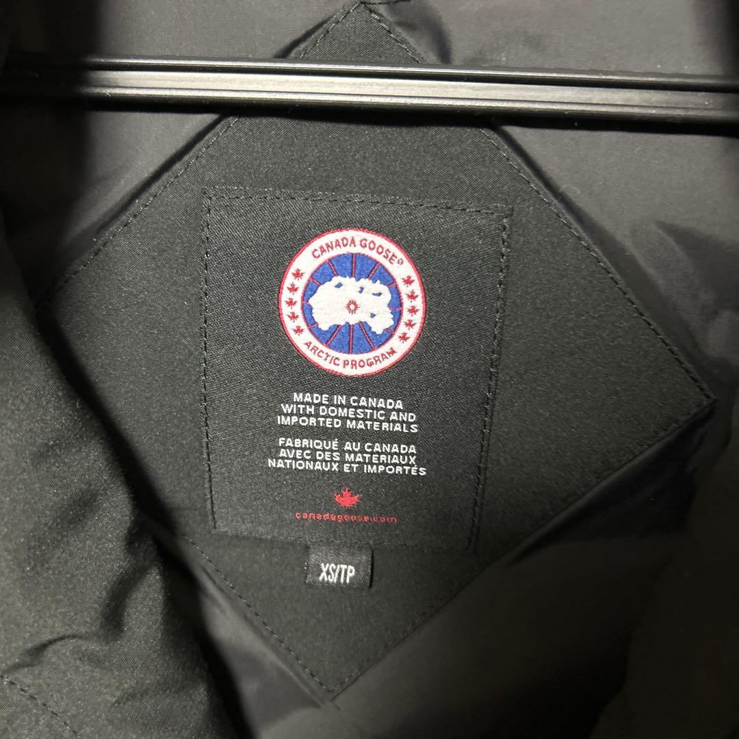   ブラックダウンベスト XS/TP カナダグース
