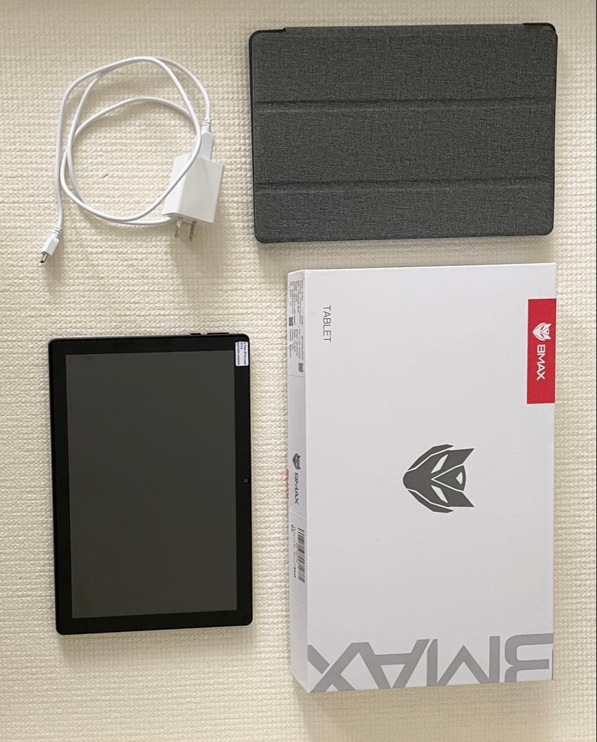 新品同様BMAX タブレット I9Plus 本体 充電器と純正ケース付き