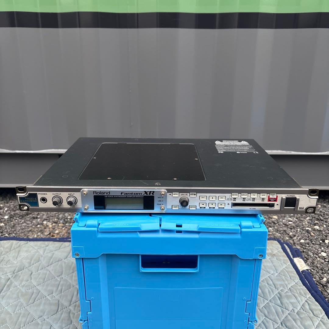 ア*ン様 Roland Fantom XR 音源モジュール　シンセサイザー