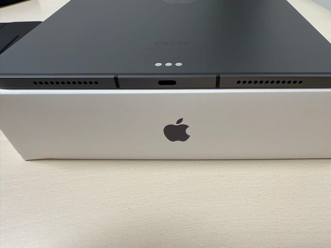 は*る様 iPadAir5世代 wifi+cellular applepenci