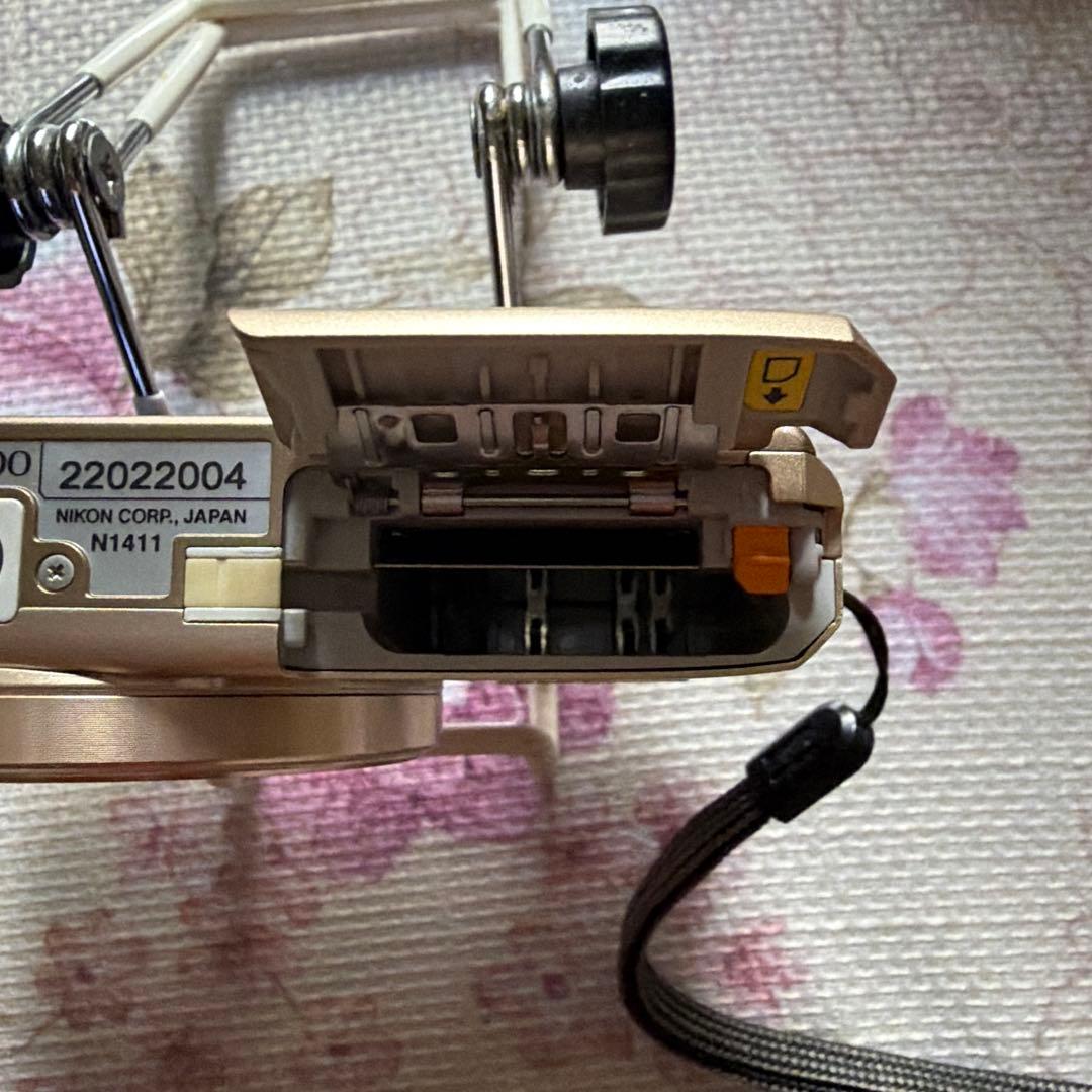 Nikon COOLPIX S7000 20倍ズーム(ジャック品)
