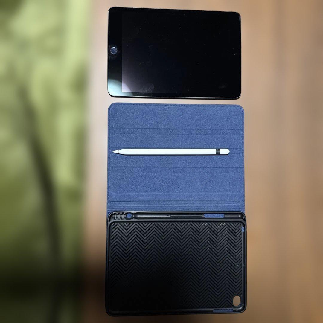 Apple iPad Mini5 64GB. WI-FI モデルセット