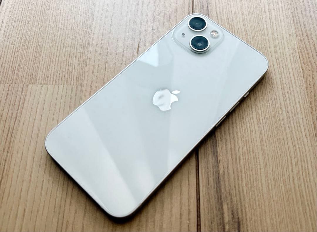 iPhone13 256GB スターライト（ホワイト）