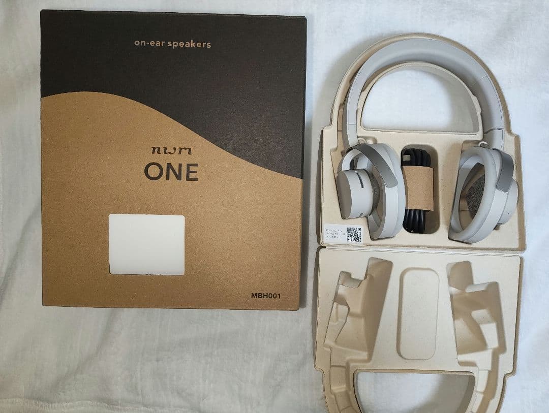 nwm ONE ワイヤレスヘッドホン グレー