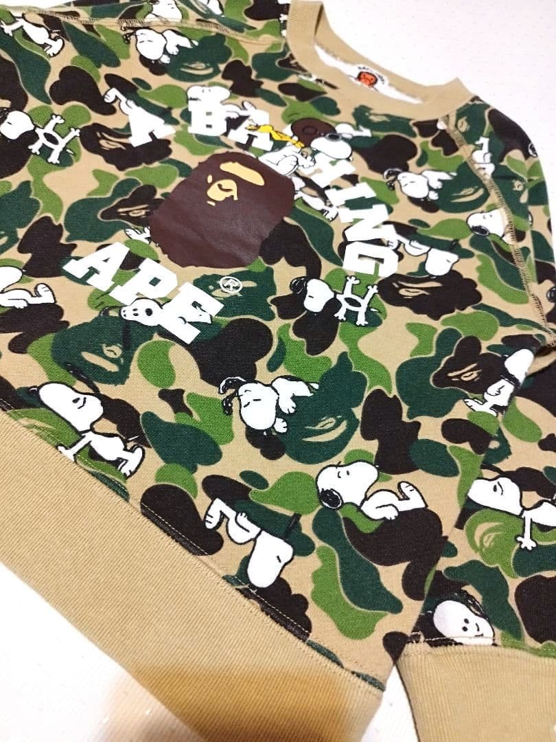 アベイシングエイプ　スヌーピー　迷彩柄　トレーナー　110 ABC CAMO