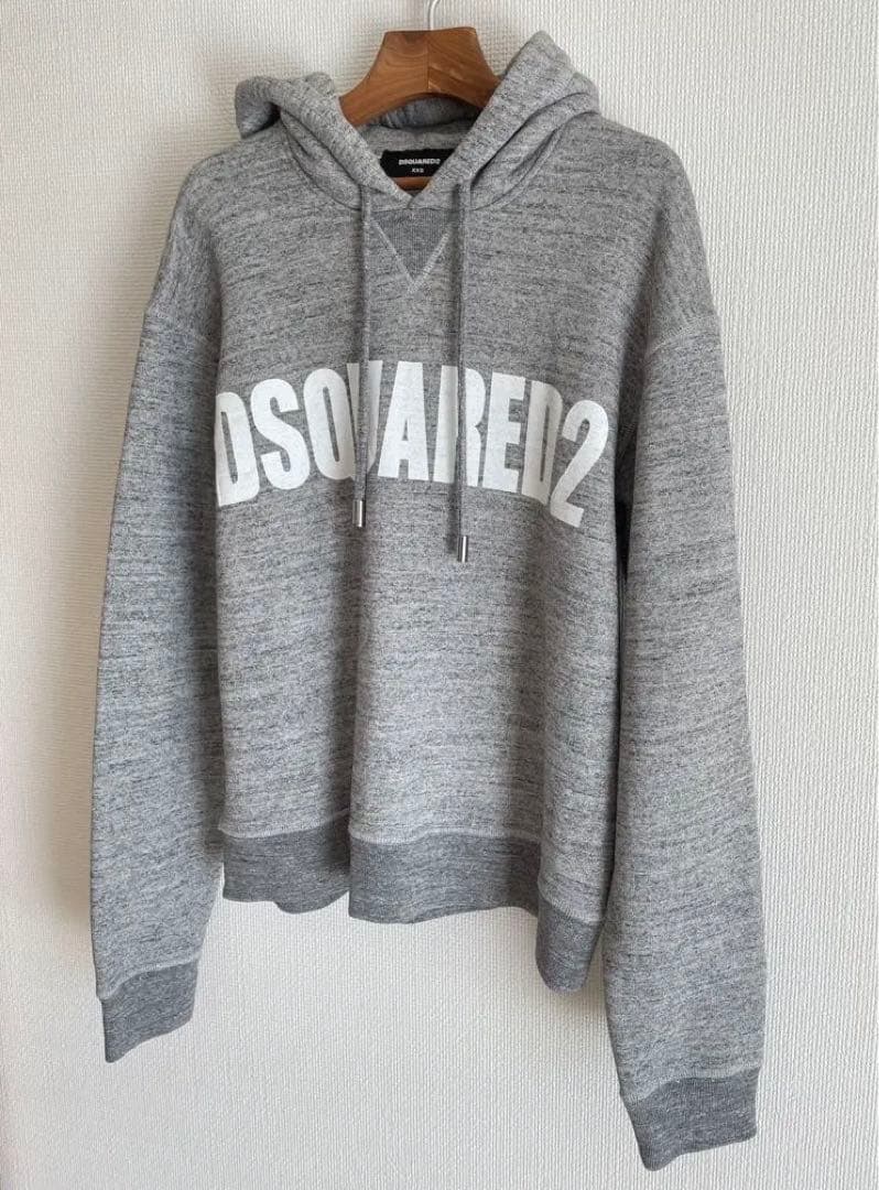 DSQUARED2 ディースクエアード　パーカー　トップス　サイズ XXS