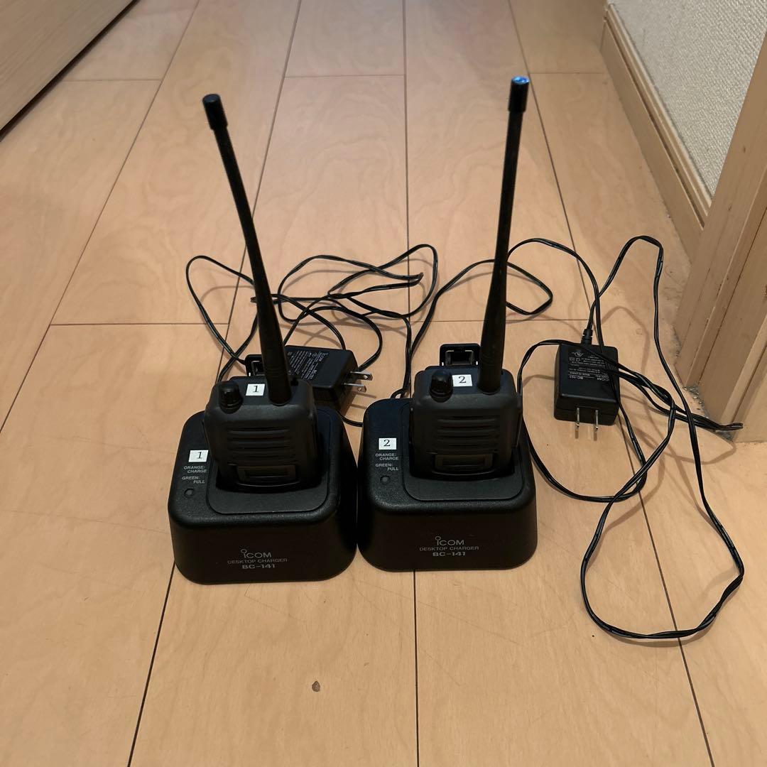 iCOM トランシーバー2台セット　充電器付き