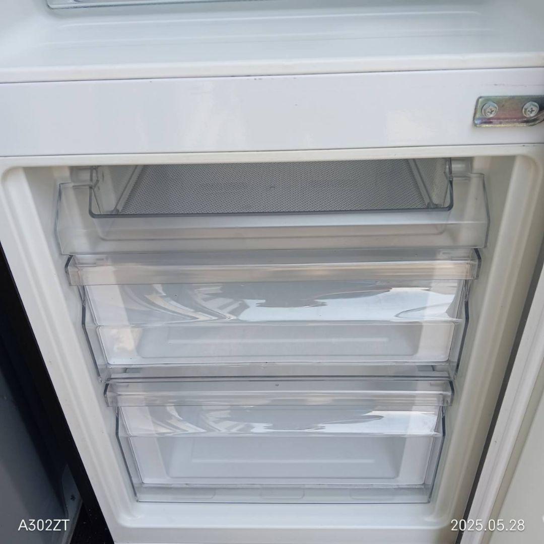 6781◀送料設置無料 新生活　ハイアール　冷蔵庫　148L