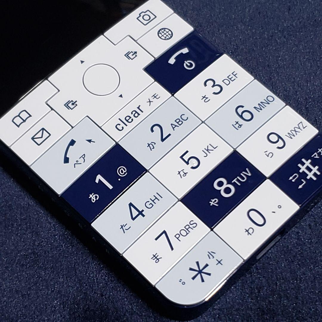 K*o様 INFOBAR XV 本体 箱 ケース付
