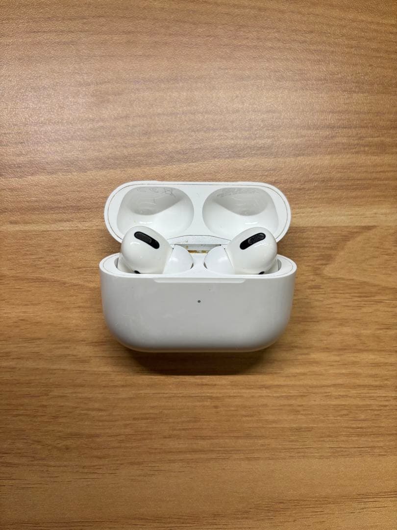 AirPods Pro ホワイト 本体と充電ケース