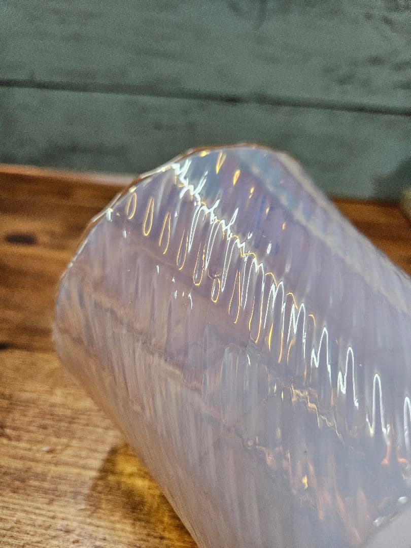 フランスアンティーク オパールセントガラスの花瓶 グラス フラワーベース