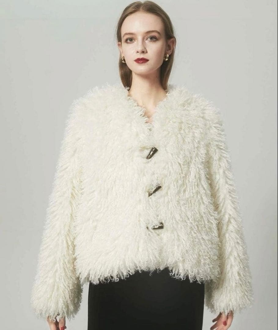 THE TOE ホワイトファーコート