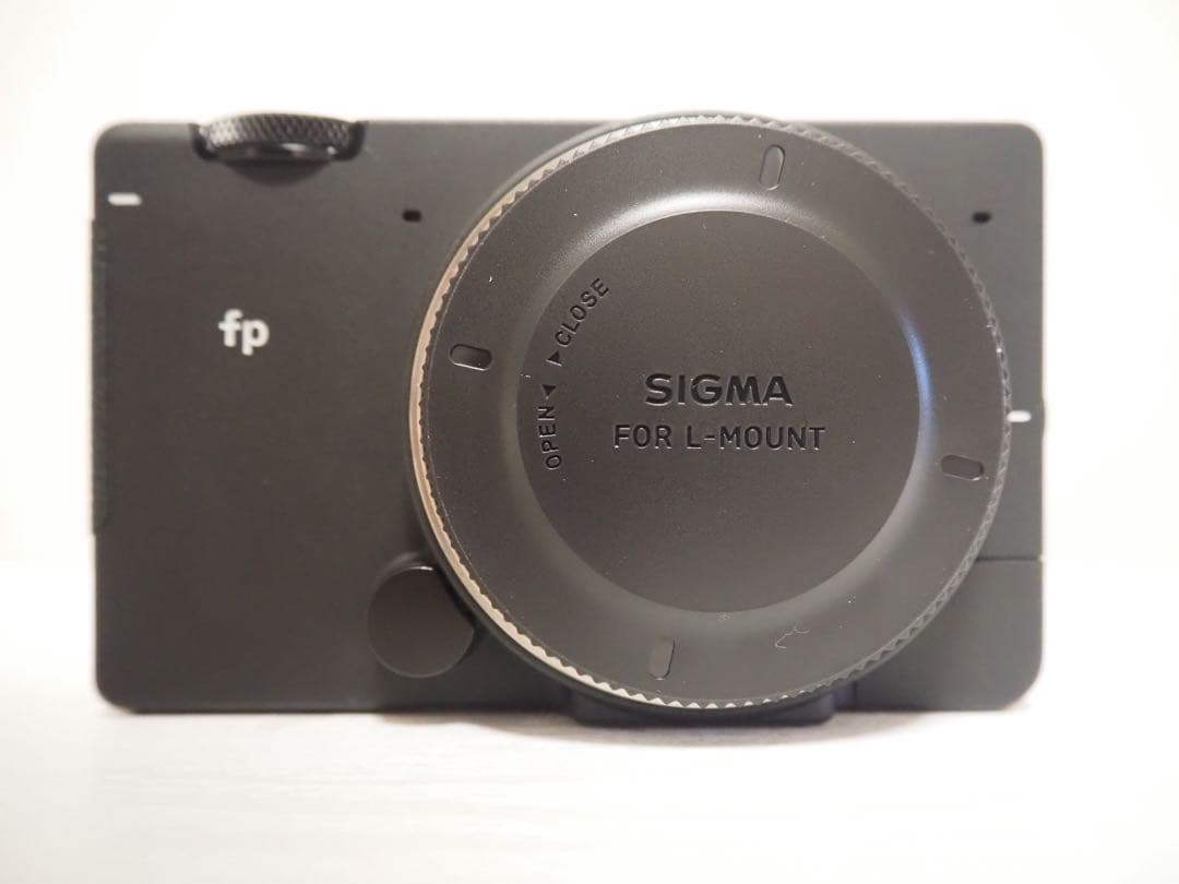 SIGMA fp フルサイズミラーレス一眼カメラ 液晶保護フィルム予備付き