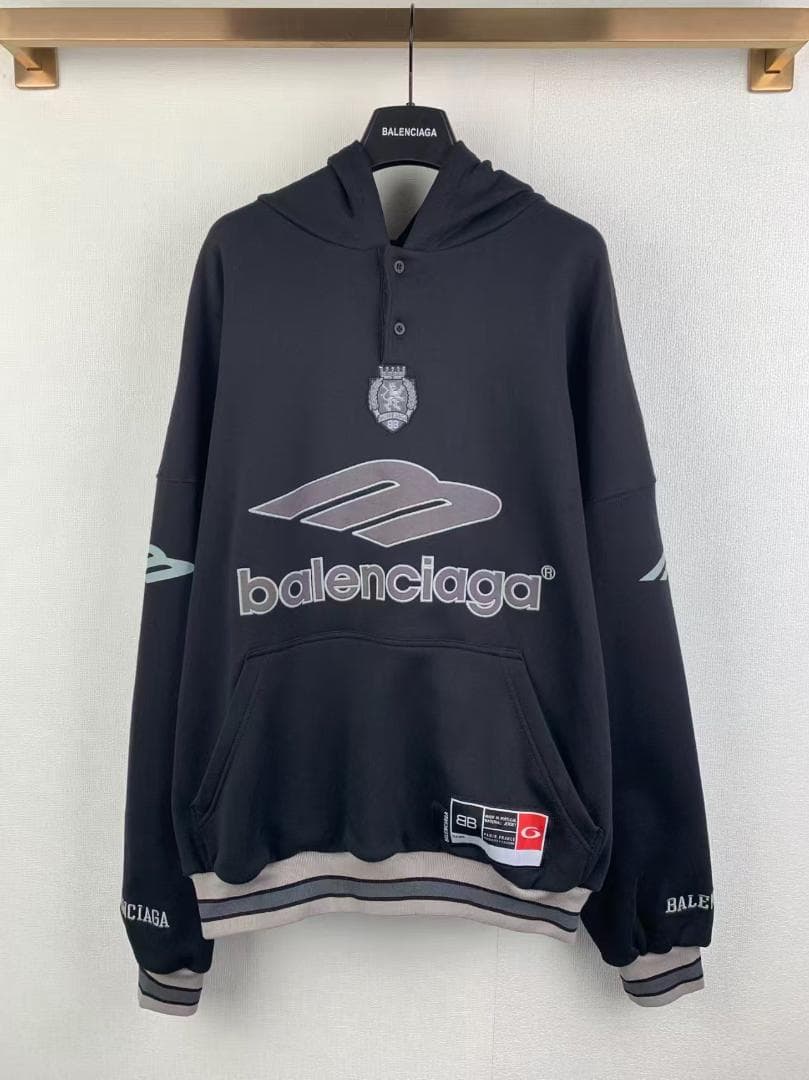 希少 balenciaga フード付きスウェット ブラック L