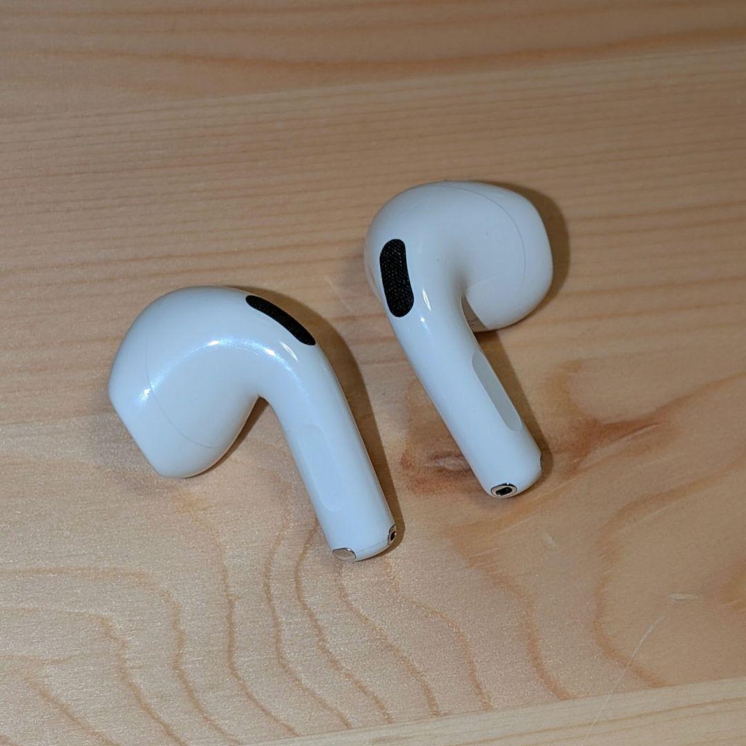Apple AirPods 4 ANC アクティブノイズキャンセリング機能搭載