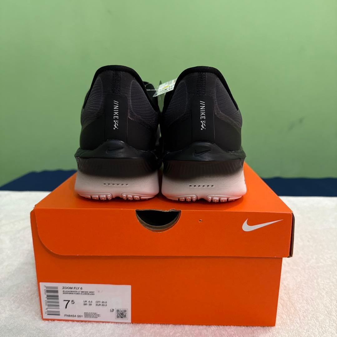 NIKE ズームフライ6