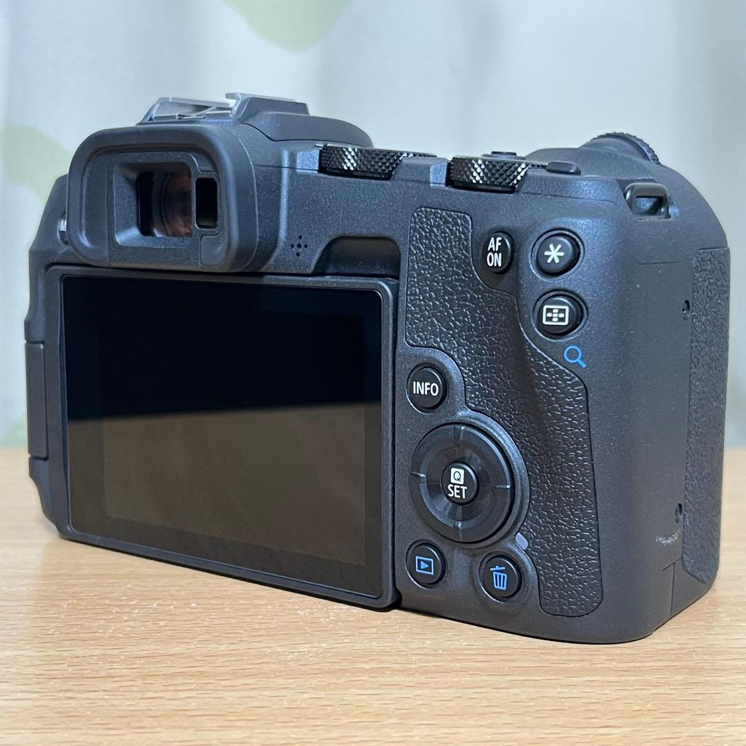保証有り Canon EOS RP ボディ ミラーレス一眼 キャノン フルサイズ