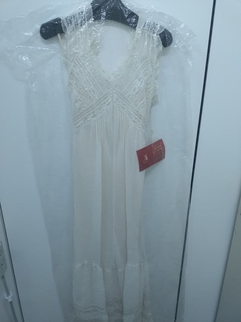 me&me couture レースワンピース新品未使用