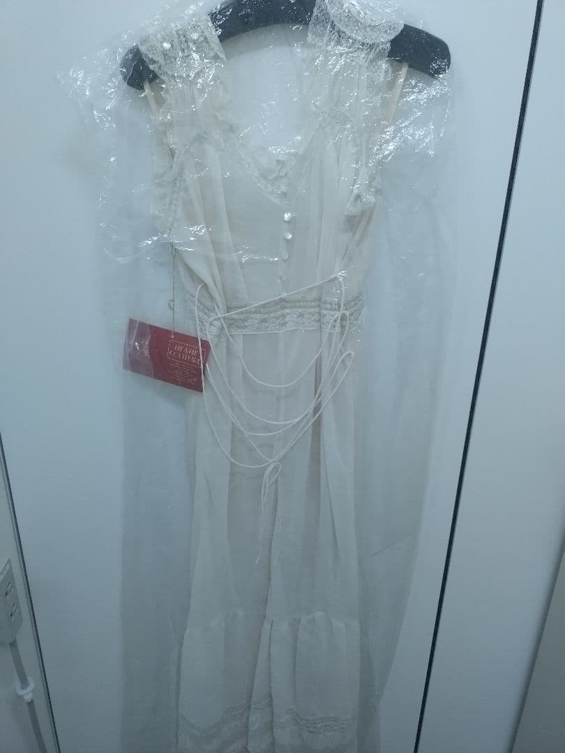 me&me couture レースワンピース新品未使用