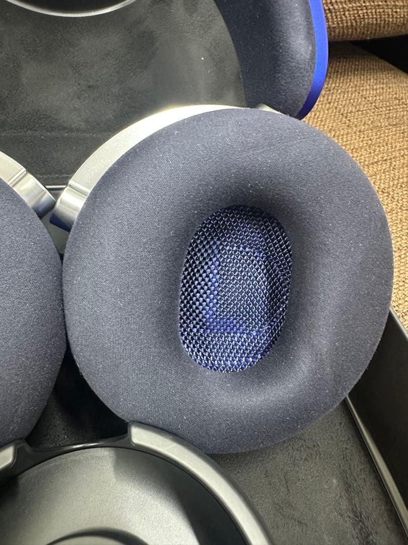 ①【極美品】DYSON ダイソン Dyson Zone WP01ヘッドフォン