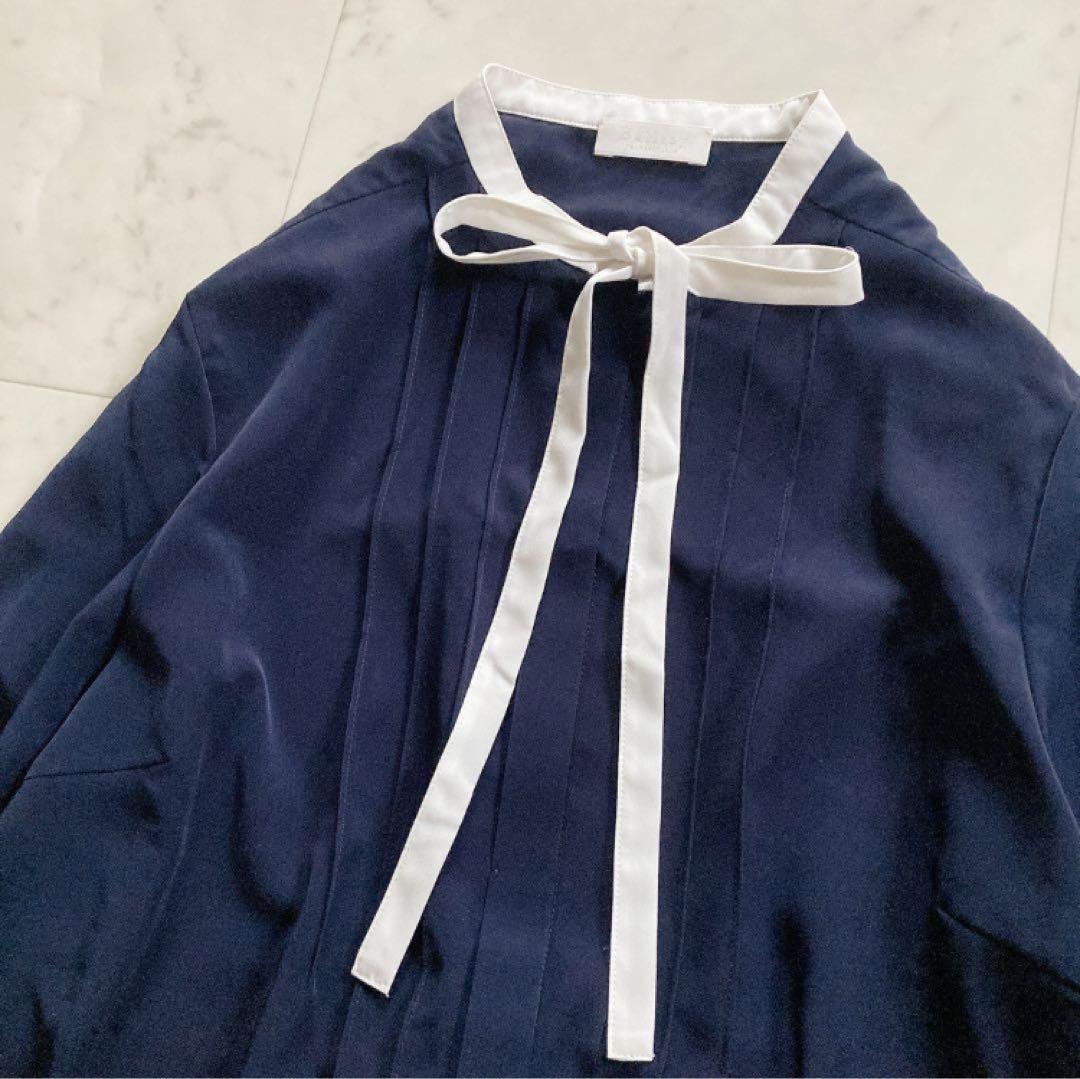 極美品　ボールジィ　クリアデシンボウタイブラウス　トゥモローランド　ネイビー