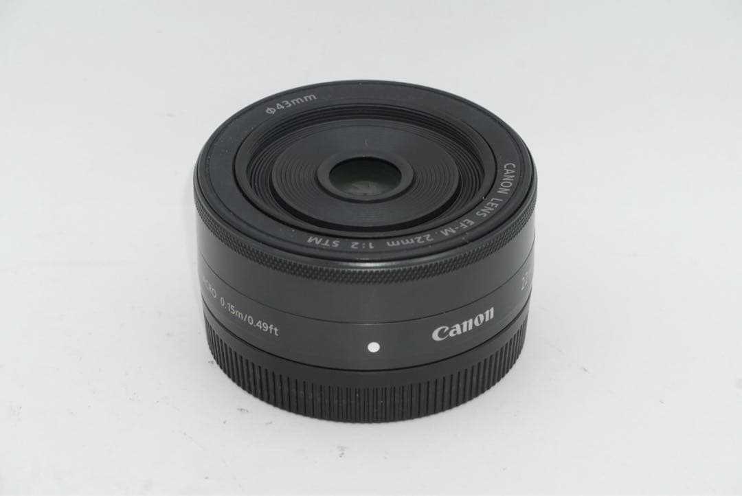 F*0様 canon EF-M 22mm