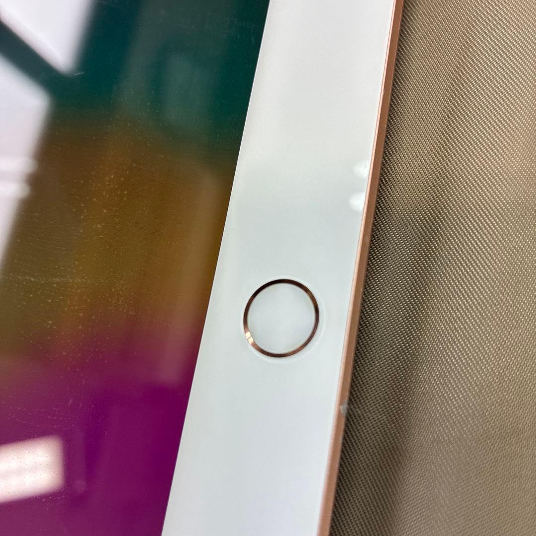 iPad 9.7インチ 第6世代 Wi-Fi+SIMフリー 32GB