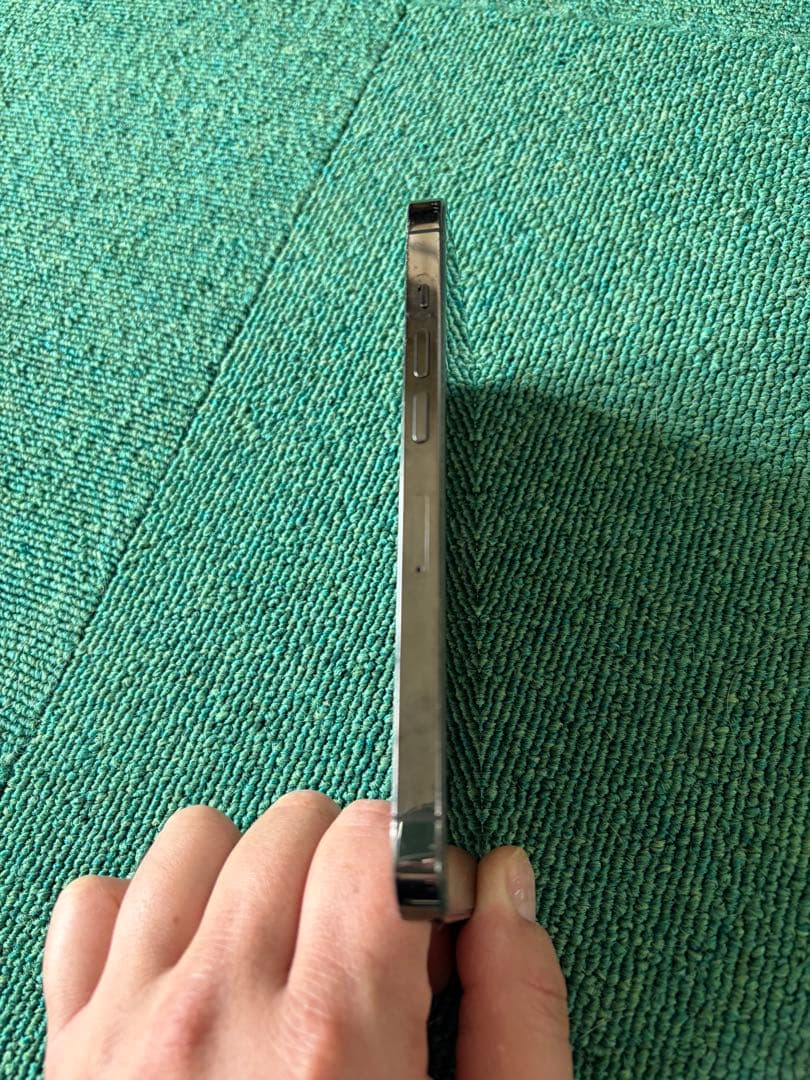 Apple iPhone 13 Pro グラファイト　128G