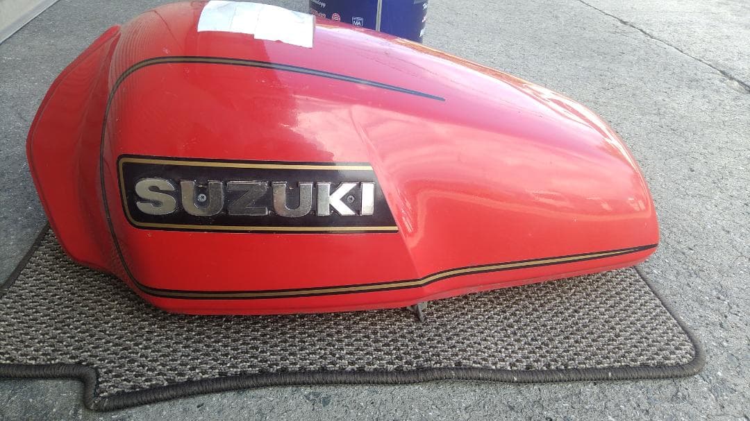 GSX750E（1型）燃料タンク