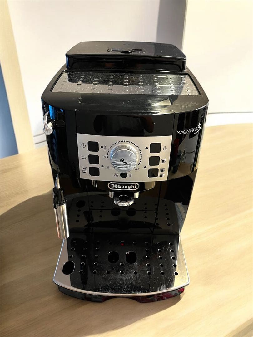 デロンギ　マグニフィカS　ECAM22112 KALDIキャニスター缶付