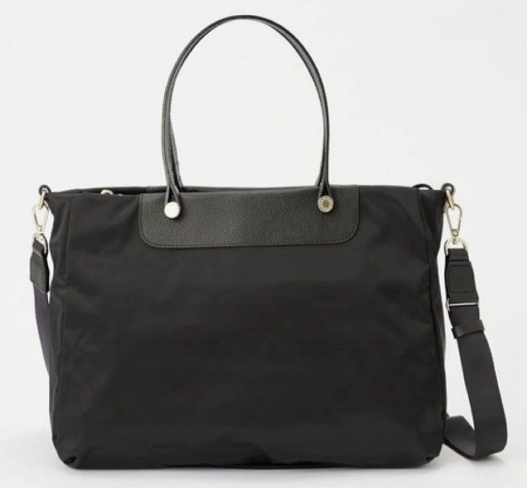 超美品ラシット今期A4入るポケット多数三層構造メタルロゴ2wayバッグ