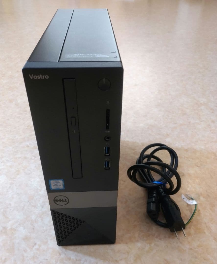 ★ i7-7700 ★ 16GB ★ Vostro 3268 ★